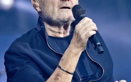 Phil Collins Health: Rare Buckingham Palace Appearance With Crutches
