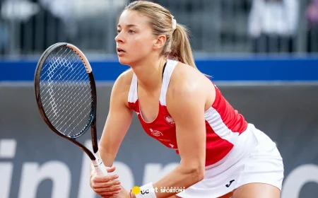 Maja Chwalińska Blanks Carole Monnet 6:0 in Roland Garros Qualifying