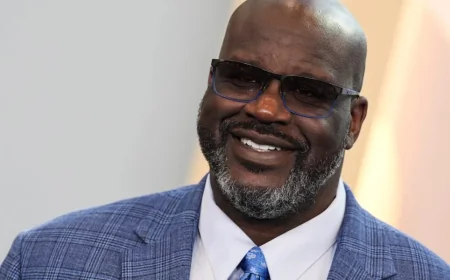 Shaquille O'neal Fourth Degree as LSU Awards Him Master of Arts