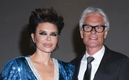 Lisa Rinna Debuts Curly Blonde Pixie at 2025 Premiere