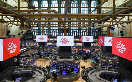 Seven Eli Lilly Stock Buys Worth Up to $680,000 Surface
