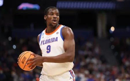 Rueben Chinyelu Returns to Florida for Senior Season