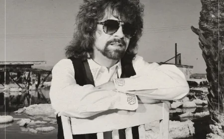 Jeff Lynne calls Brian Wilson’s Let It Shine session horrible