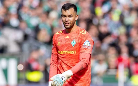 Karl Hein bleibt bei Werder nach Backhaus-Deal