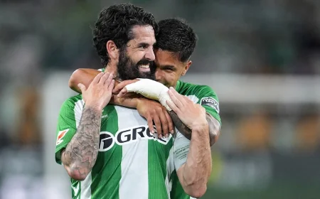 Isco returns as Adrián San Miguel starts farewell — Real Betis - Levante