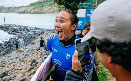 Yago Dora Lands Perfect 10 to Reach World Surf League Semi-Finals