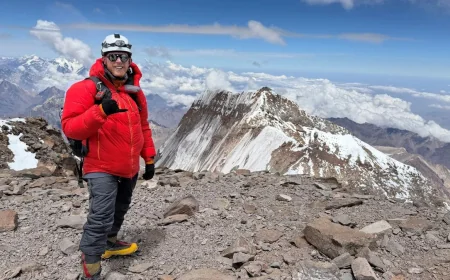 Michael Woods Reaches Everest Summit as First Deaf Brit — Deaf Climber Stranded Everest