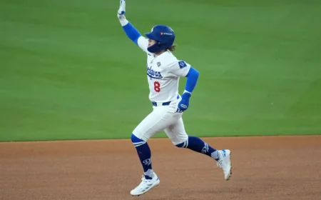 Dodgers Designate Santiago Espinal After Reinstating Kiké Hernández
