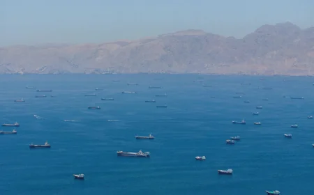 Us Iran: US strikes near Bandar Abbas as talks continue