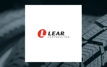 15 analysts rate Lear Hold as target averages $140.54