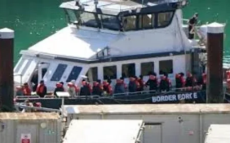 Home Office Says 989 Cross English Channel Migrant Crossings Over Weekend