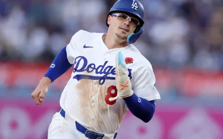 Enrique Hernandez Sparks Dodgers' 5-3 Win Over Rockies