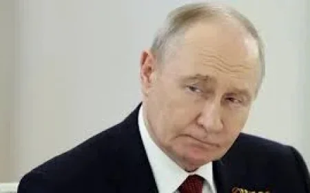 Gchq warns Russia is targeting UK infrastructure and democracy