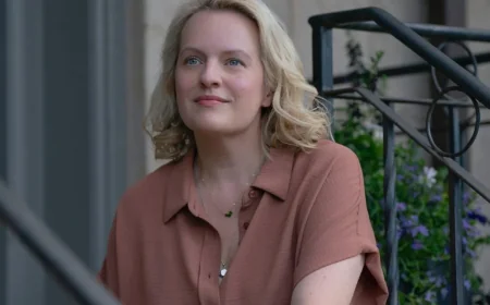 Elisabeth Moss Reveals June Osborne Was Always in The Testaments
