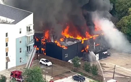 Dallas Fire Response Injures 1 After Oak Cliff Apartment Explosion