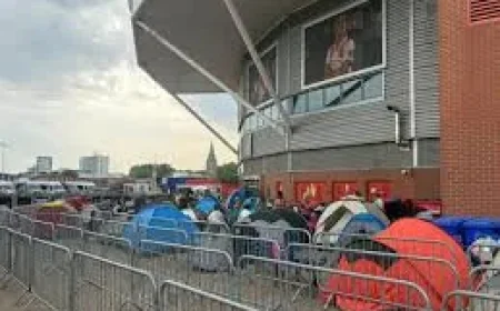 Melanie Parker Returns for Take That Southampton Circus Tour Opening
