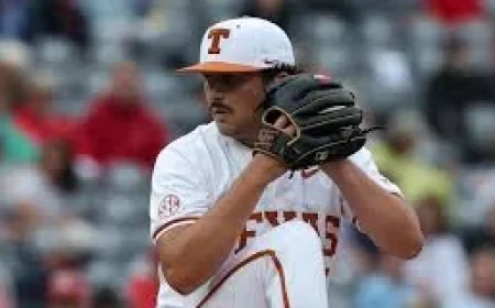 No. 6 Texas Baseball Opens Austin Regional With Luke Harrison