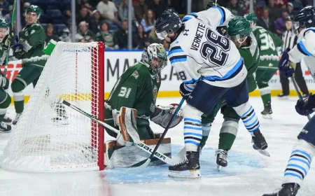 DuPont Scores Twice as Everett Reaches Memorial Cup Final