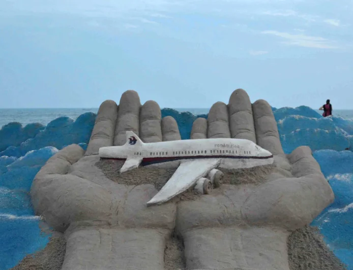 Malaysia Airlines MH370 search in 15,000-square-kilometer area ends without wreckage