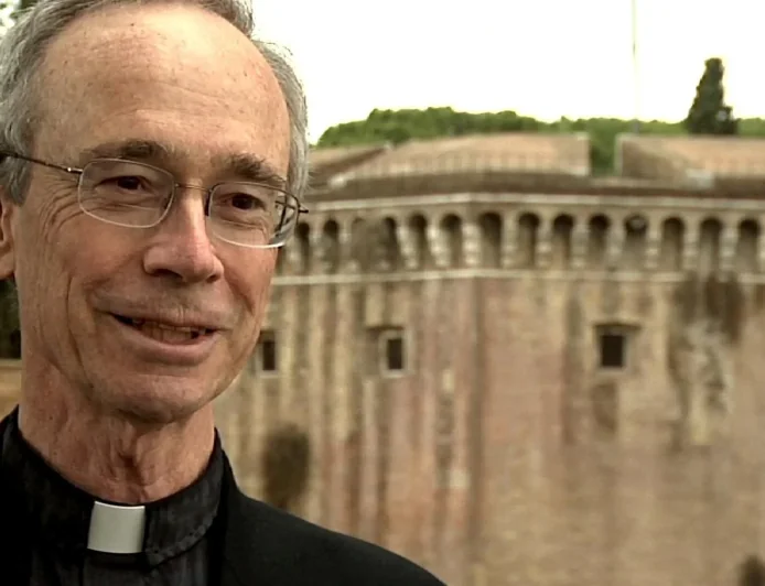 Fr. Thomas Reese warns of convert surge in Easter 2026