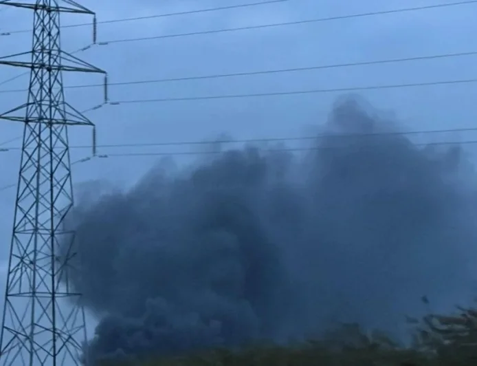 Eight fire engines tackle Moss Lane blaze in Cheshire