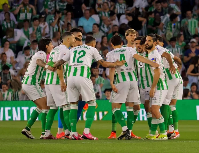Luis Castro Guides Levante Into Real Betis Vs Levante Test