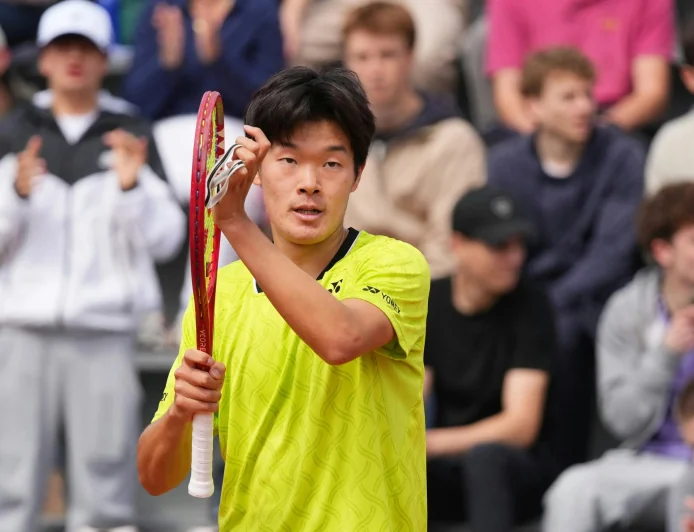 Michael Zheng Beats Travaglia 7-5, 7-5 to Reach Roland-Garros Final Round