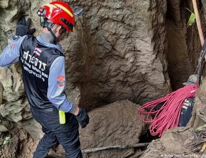 Trump marks Memorial Day at Arlington National Cemetery — Flooded Cave Laos Rescue Operation