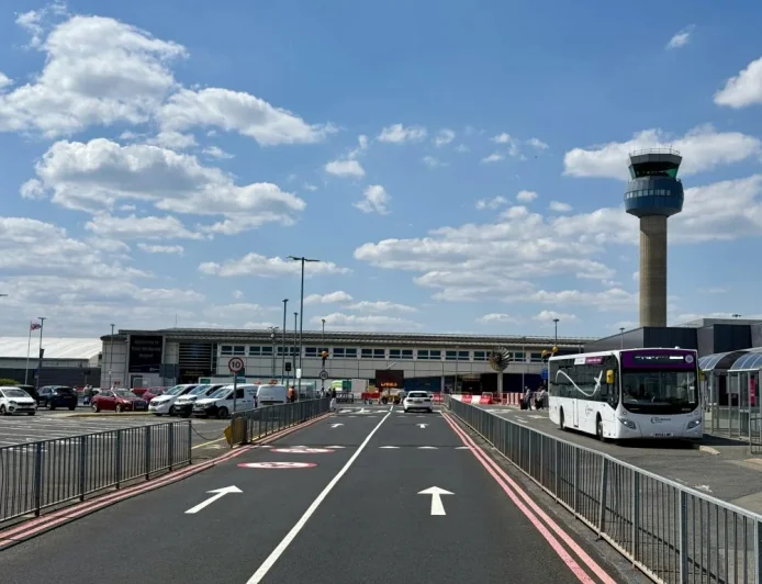 East Midlands Airport Evacuation lifts after 09:30 luggage concern