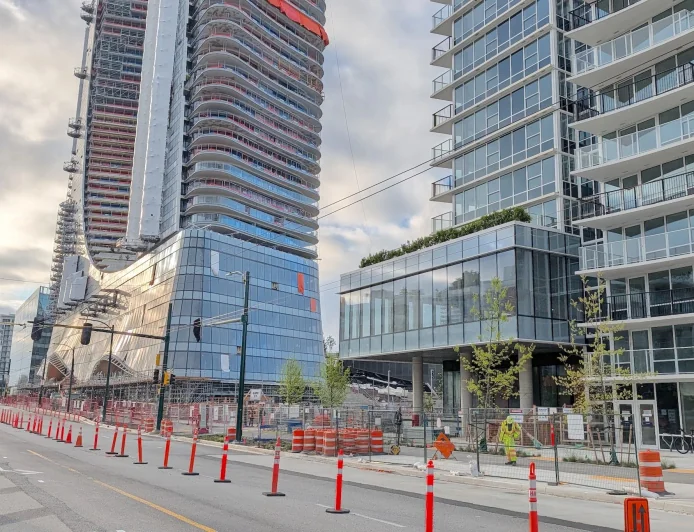 Oakridge Park Opens May 28 With 650,000 Sq. Ft. — Oakridge Mall Opening