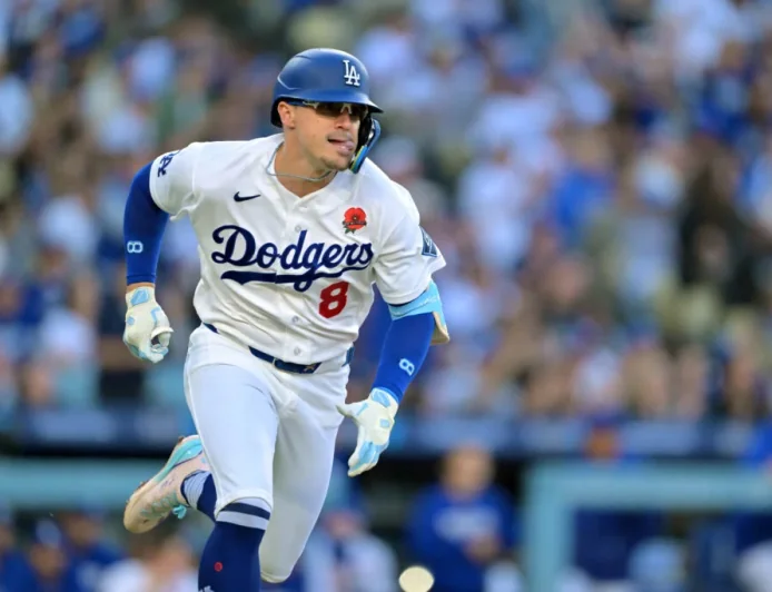 Kiké Hernández Sidelined by Oblique Tear, Dodgers Recall Alex Freeland — Dodger Game