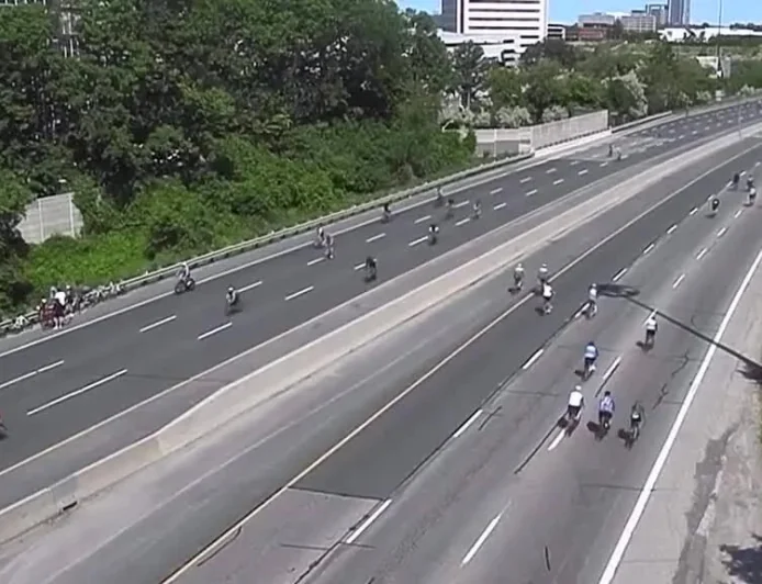 Gardiner Closure This Weekend: Toronto closes two expressways Sunday