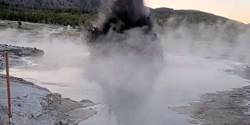 Yellowstone Explosion: Black Diamond Pool erupts twice in 2 days