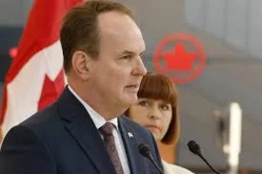 MacKinnon backs $1 million airline fines for Cbc Live passengers