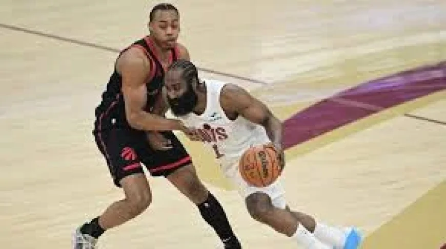 Donovan Mitchell Leads Raptors to 61-51 Halftime Edge in Game 6