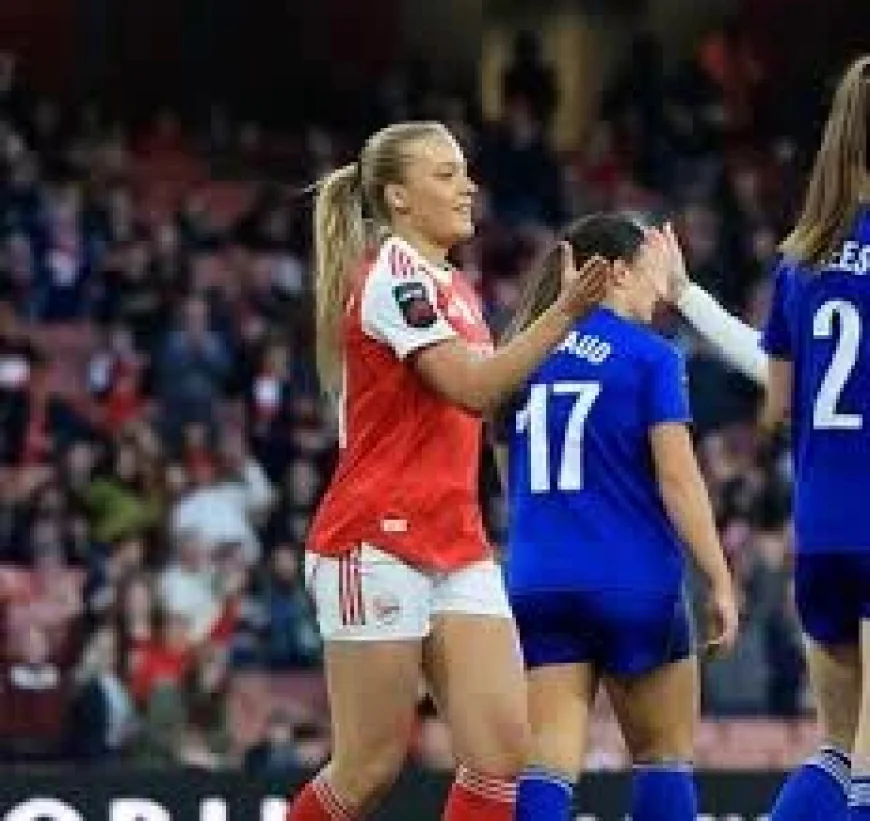 Stina Blackstenius Scores Twice in Arsenal's 7-0 Win
