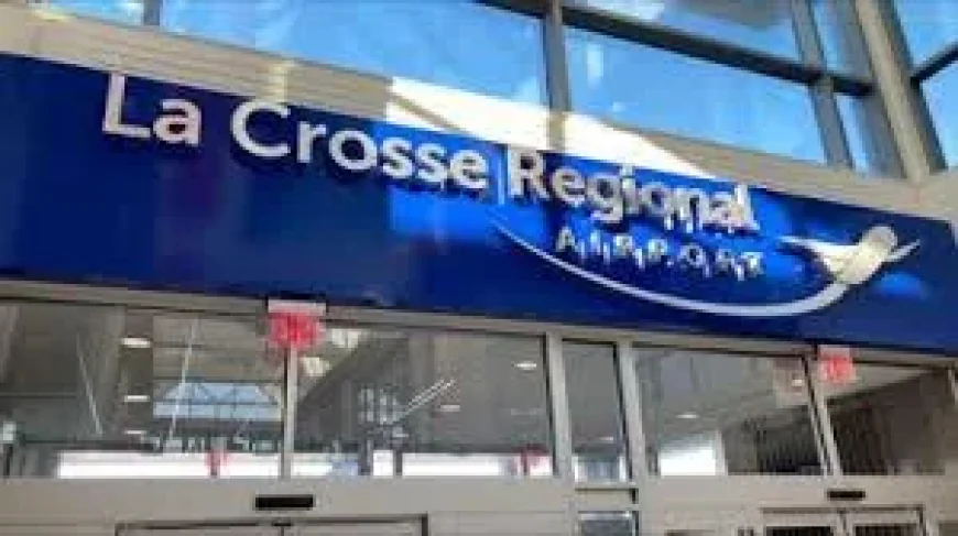 United Airlines Delays Chicago O’Hare Launch to Oct. 25