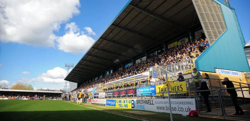 Torquay United Host Dorking Wanderers in May 2 Semi-Final