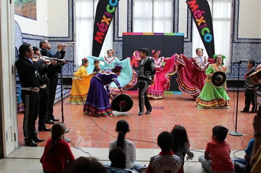 68 embassies open for free in Washington, D.C. on Embassy Day Dc
