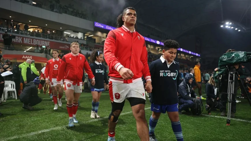 Mackenzie Martin Signs Three-Year Beziers Deal — Wales Rugby Online