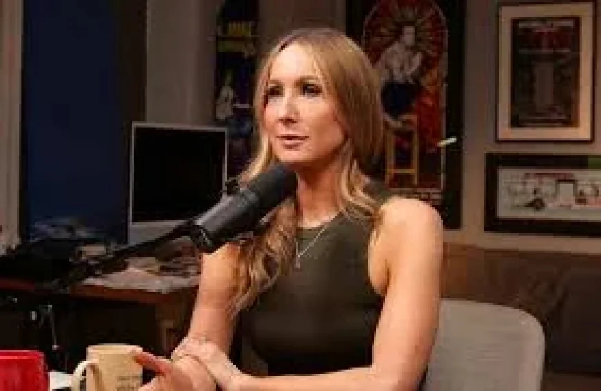 Nikki Glaser Says Hosting Awards Shows Pushes Her Higher