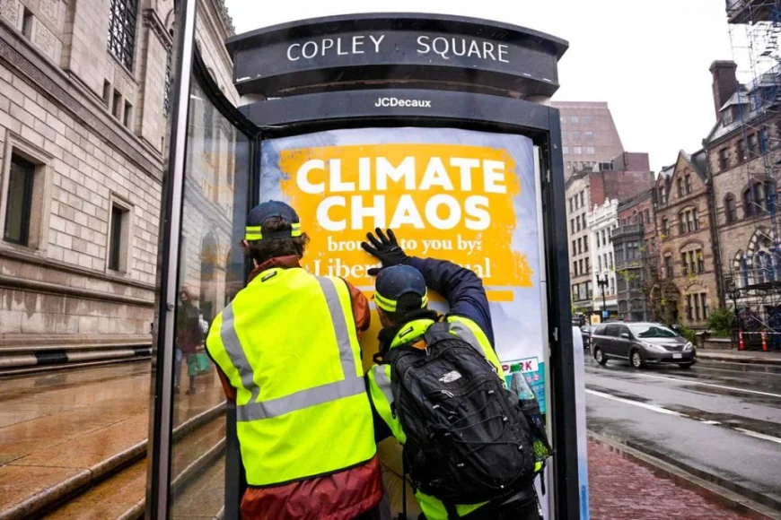 Genoa approves fossil fuel ad ban by 23 votes to 14, Amsterdam