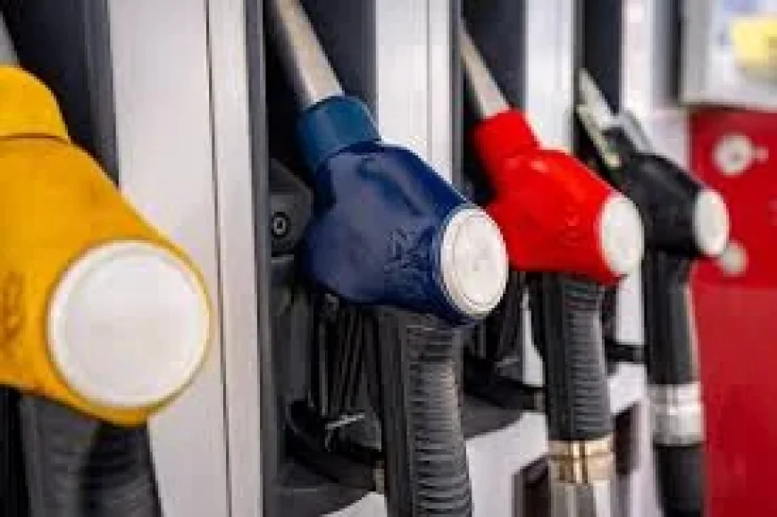Shell Gasoline Cuts Gas Guidance to 920,000 Barrels