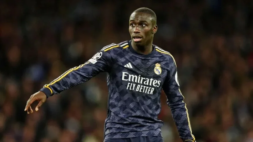 Ferland Mendy Injured in First Half Against Espanyol