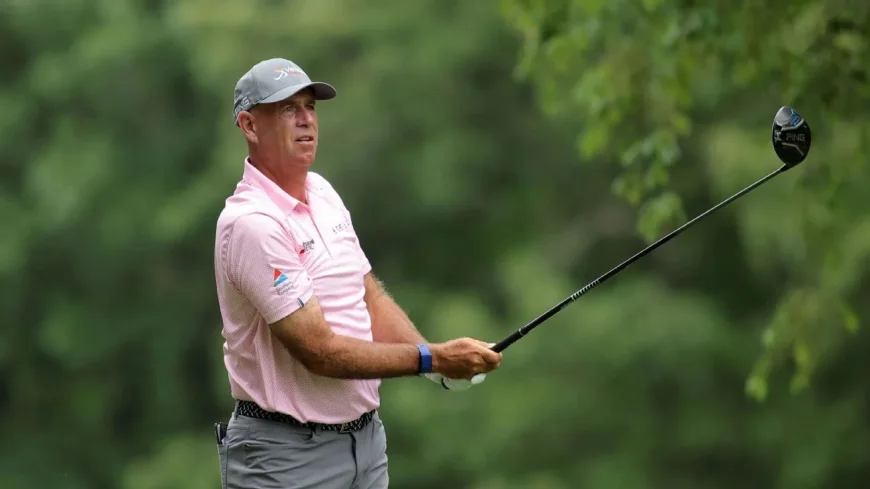 Stewart Cink Holds Two-Shot Lead After 65 at Regions Tradition
