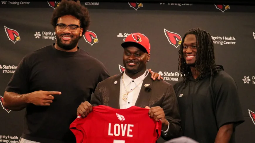 Jeremiyah Love Opens at +250 for Rookie Of The Year