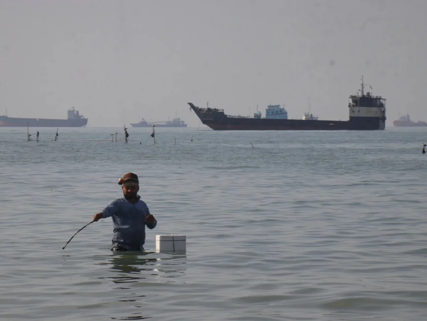 Iran protests Project Freedom Hormuz Mission over ceasefire terms