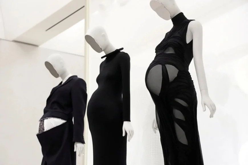 Andrew Bolton Unveils Costume Art Dress With 400 Items