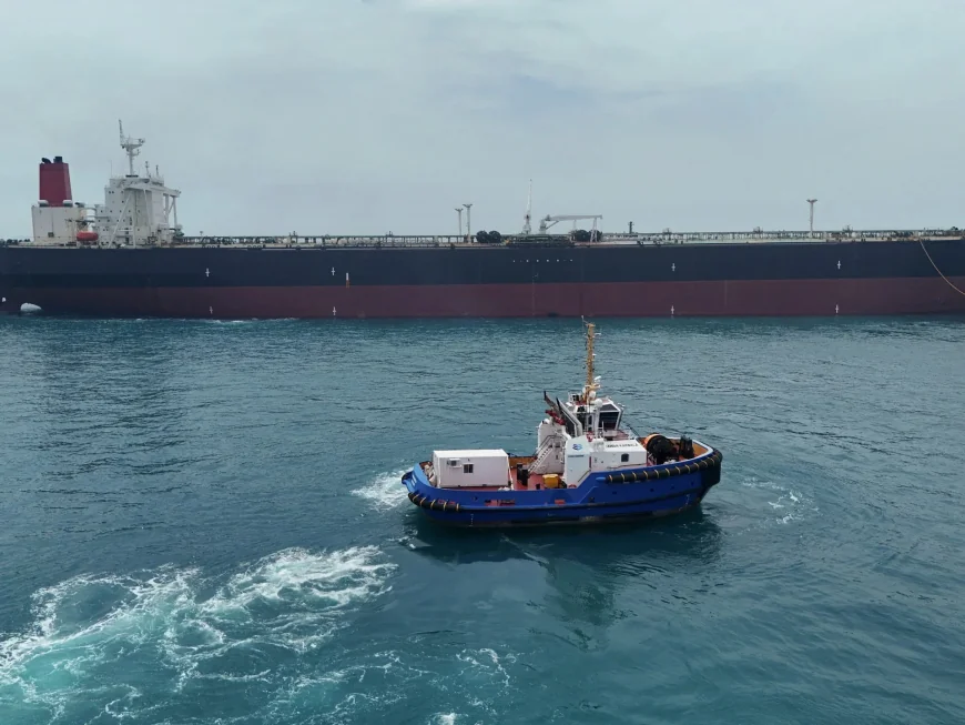 US Denies Two Missile Strike on Navy Ship in Strait of Hormuz — Iran War News