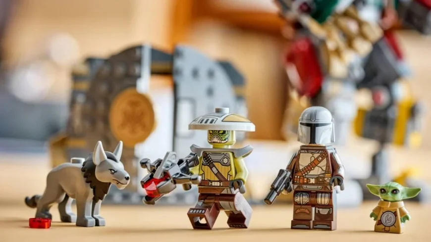 Mandalorian 77264 mixes Jaguar and Land Rover in LEGO first